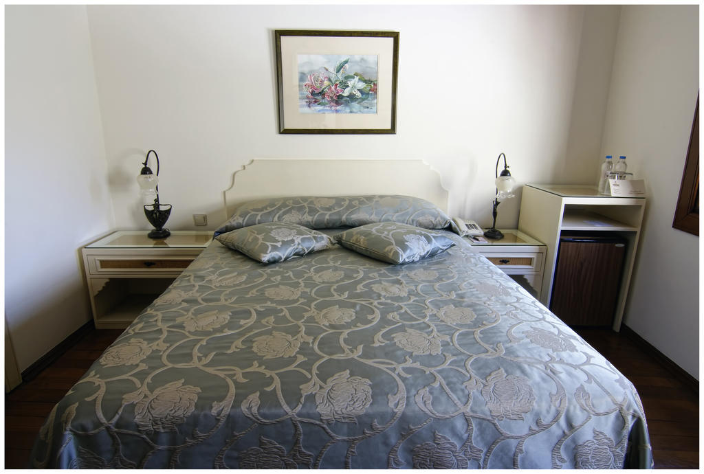Minyon Hotel Antalya Eksteriør bilde